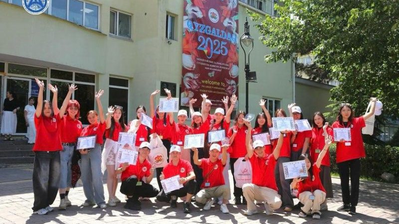 V Халықаралық «Qyzgaldaq-2025» студенттік конкурс-пленэрінің жабылуы өтті