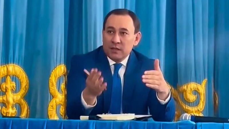 Ректор встретился с профессорско-преподавательским составом школы-колледжа