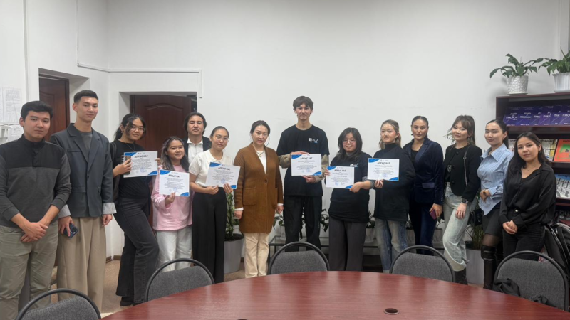 «Жасанды интеллект болашақта сценарий мен режиссураны толық алмастыра ала ма?» тақырыбында дебат өтті