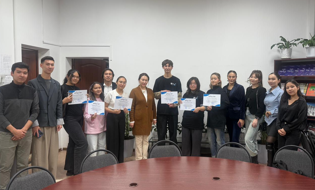 «Жасанды интеллект болашақта сценарий мен режиссураны толық алмастыра ала ма?» тақырыбында дебат өтті