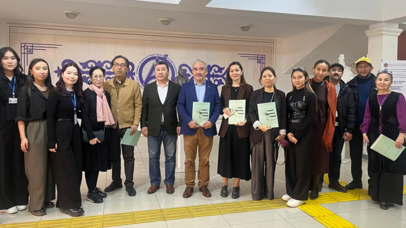 Творческая выставка «Время, форма, пространство»