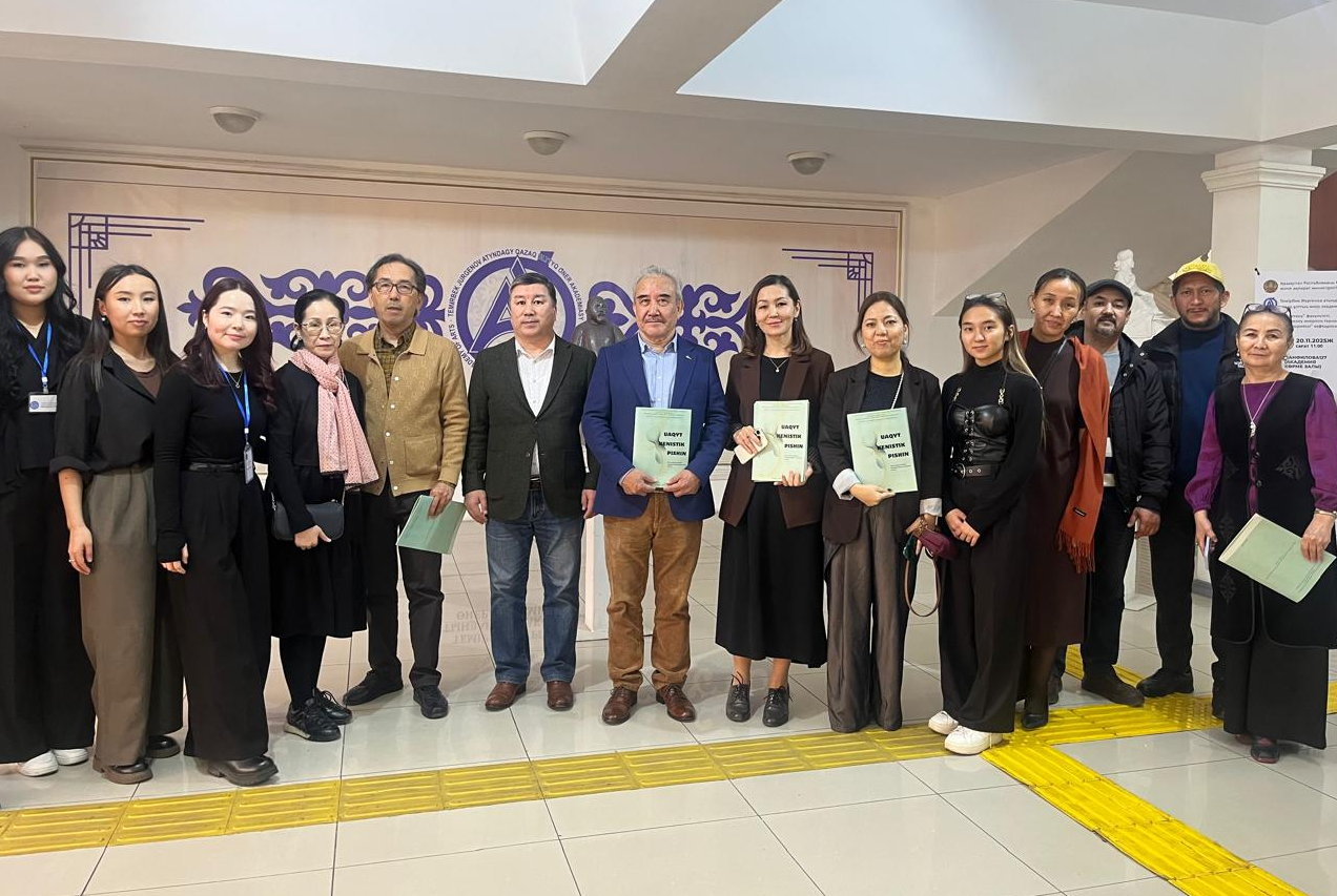 Творческая выставка «Время, форма, пространство»