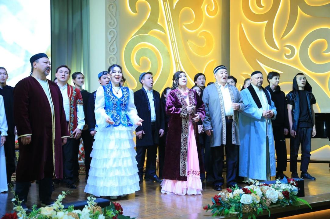 Поэтический и музыкальный вечер «Ұйықтап жатқан жүректі ән оятар», посвященный 180-летию Абая Кунанбаева