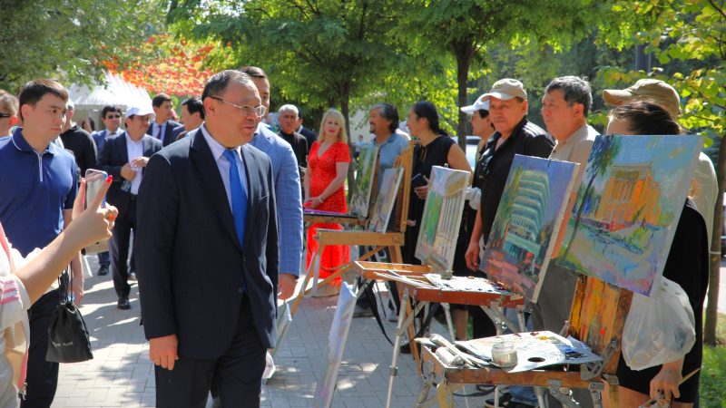 PLEIN AIR PAINTING EVENT DEDICATED TO ALMATY CITY DAY
